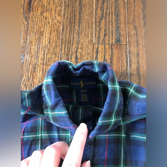 Ralph Lauren Boys 2/2T Navy Blue/Red/Green Plaid 100% Cotton Button-Down Shirt - Picture 4 of 7